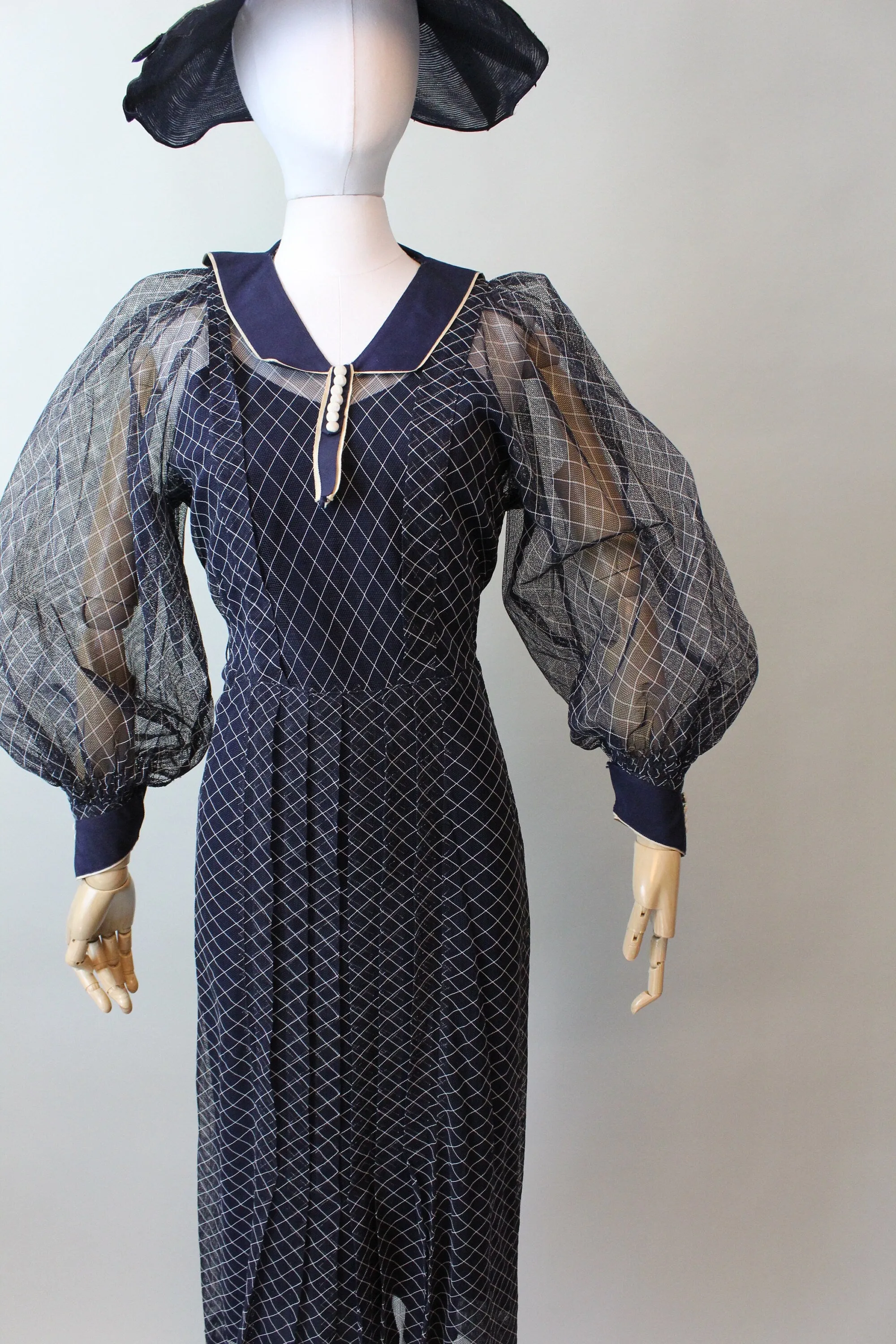 1930s BALLOON SLEEVES mesh dress small medium | new fall