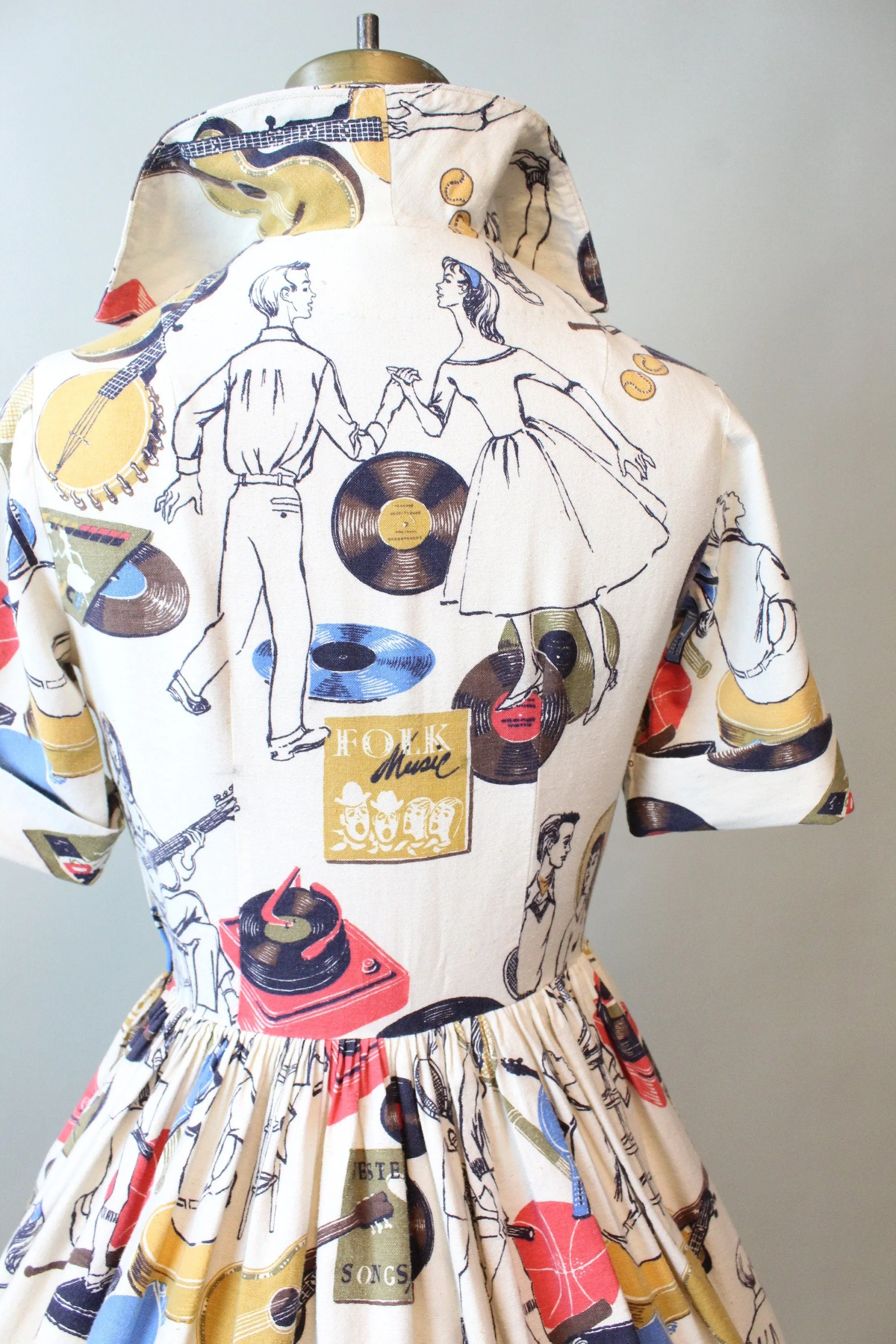 1950s TEEN record guitar novelty print dress xs | new spring summer