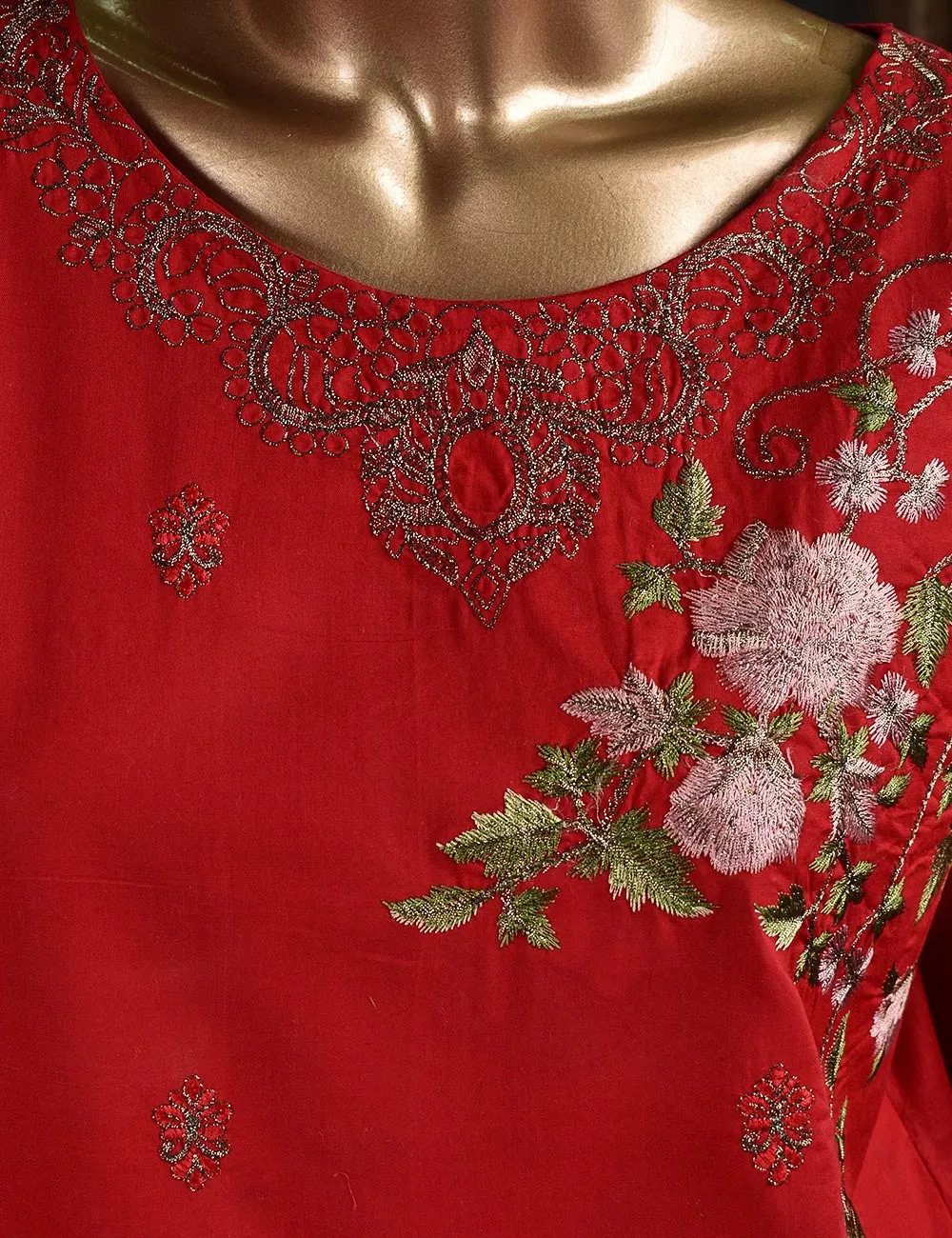 3 Pc Unstitched Embroidered Lawn Dress with Chiffon Embroidered Dupatta - Budapest (ZEB-1A)