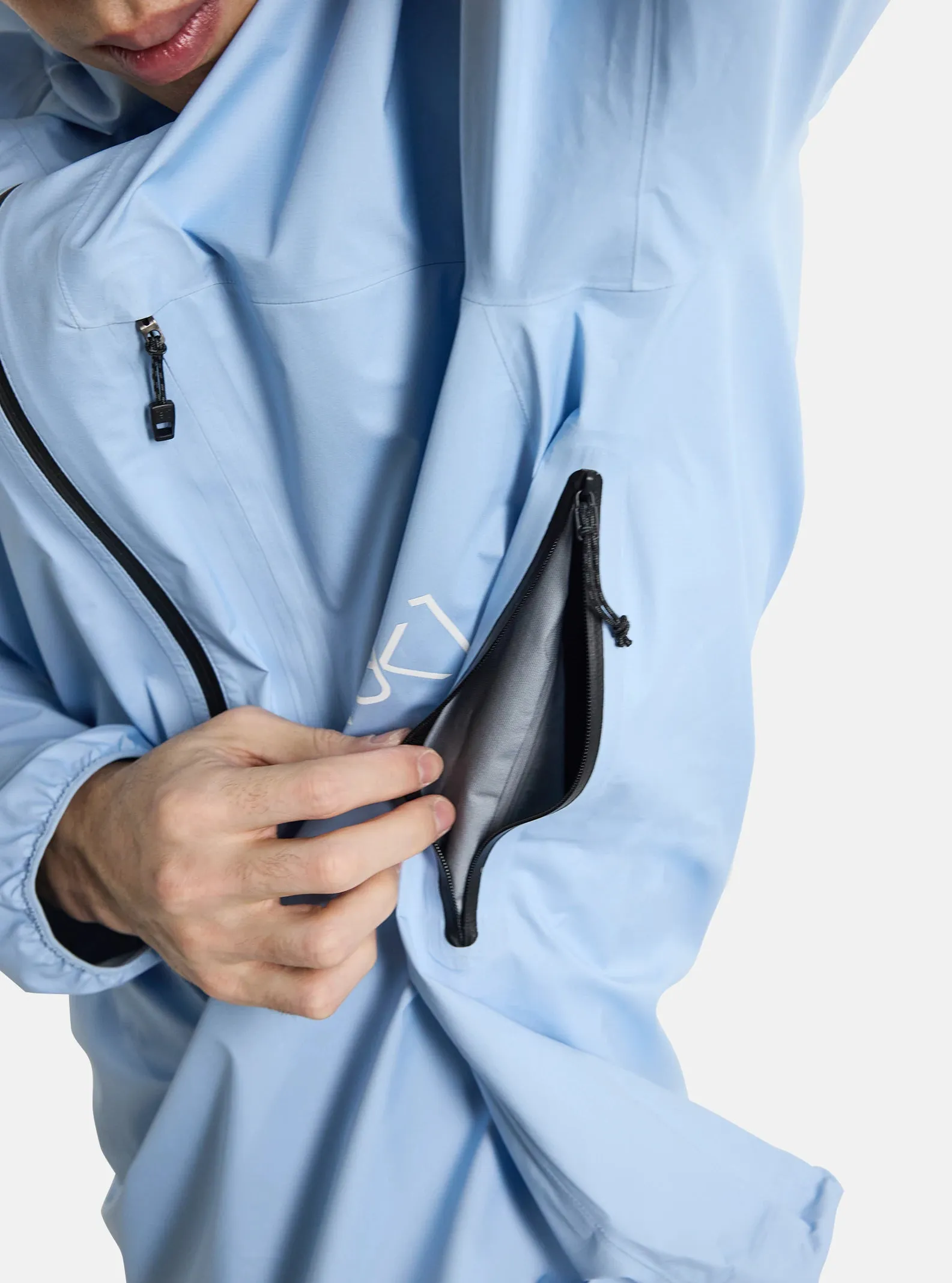 Burton AK GORE-TEX Minimalist Anorak Jacket