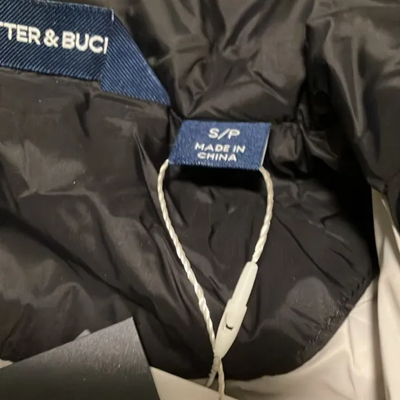 CUTTER &amp; BUCK Rainier Nylon Insulated Full Zip Puffer Vest Size S  *BRANDED NWT