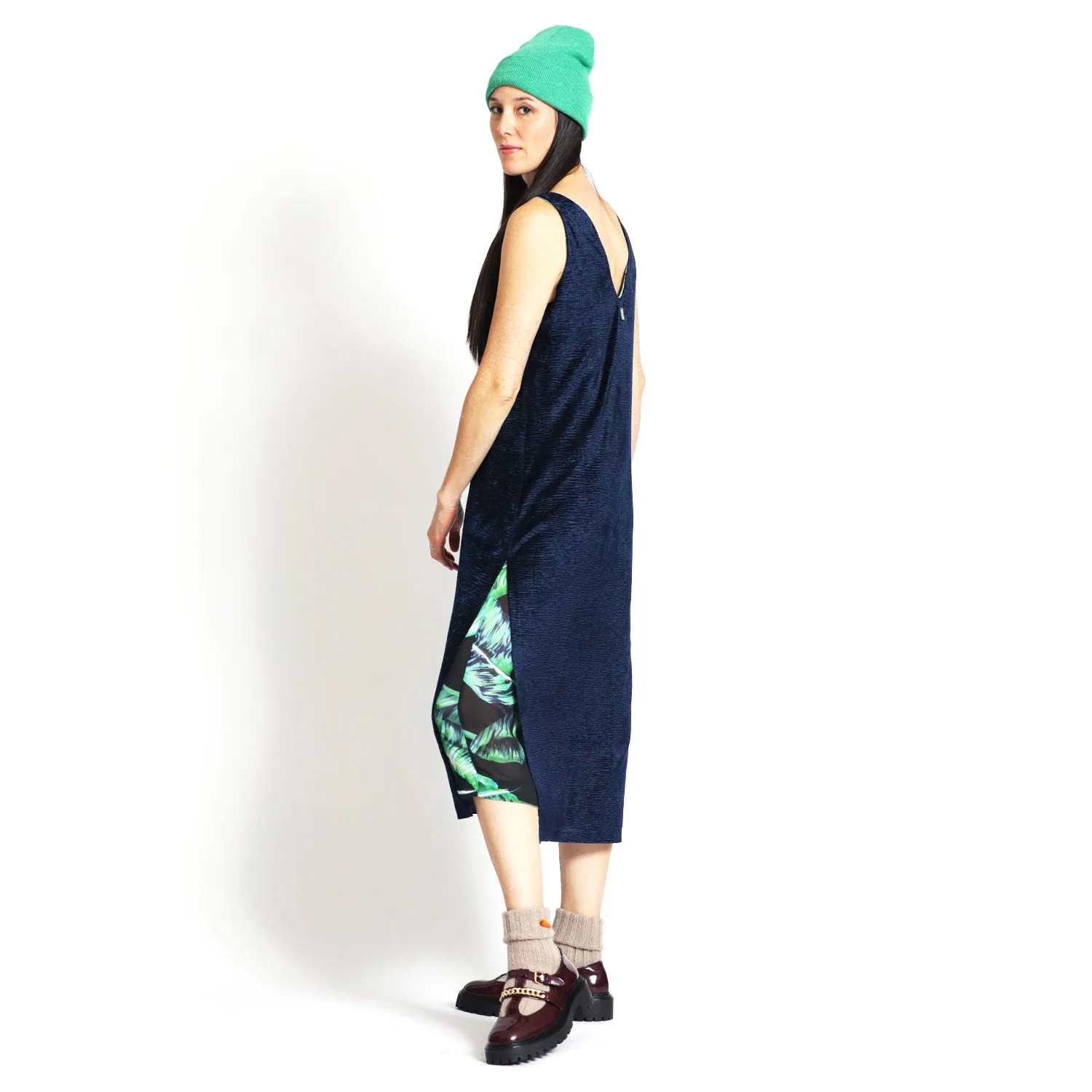 Dress with Slit in Blue Velvet And Green Silk Belt
