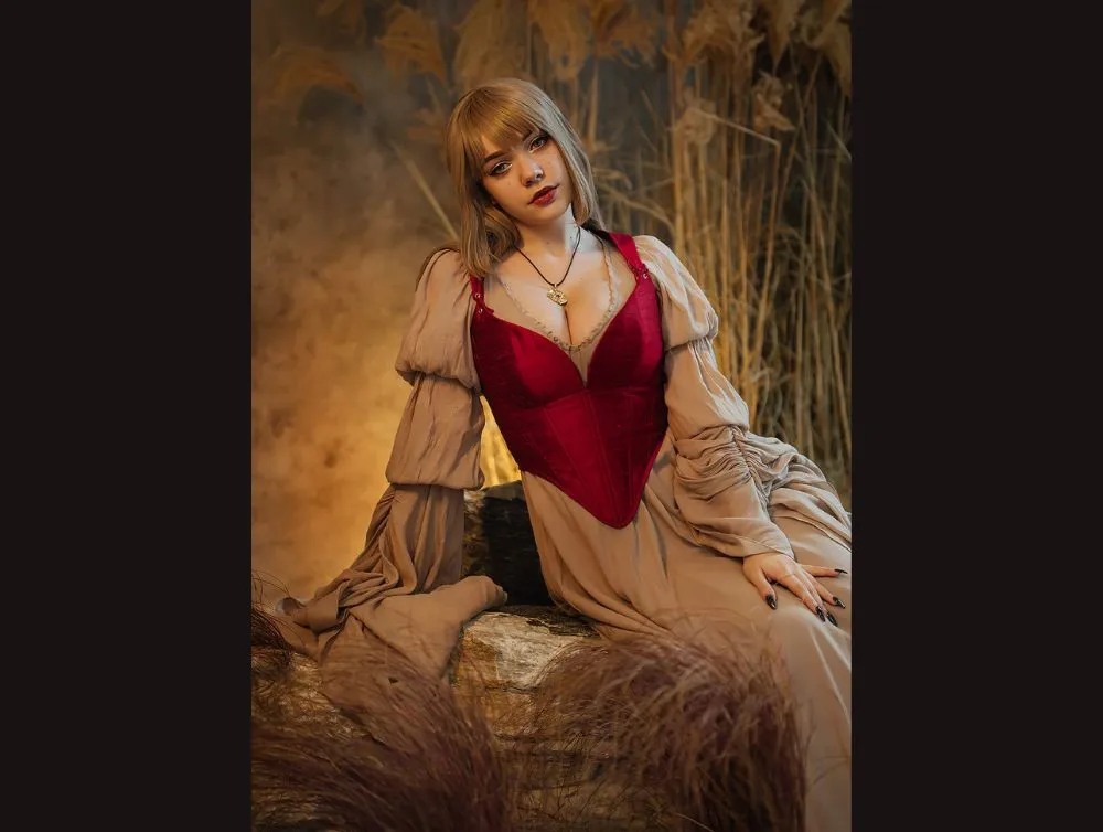 Fantasy dress with Red silk corset