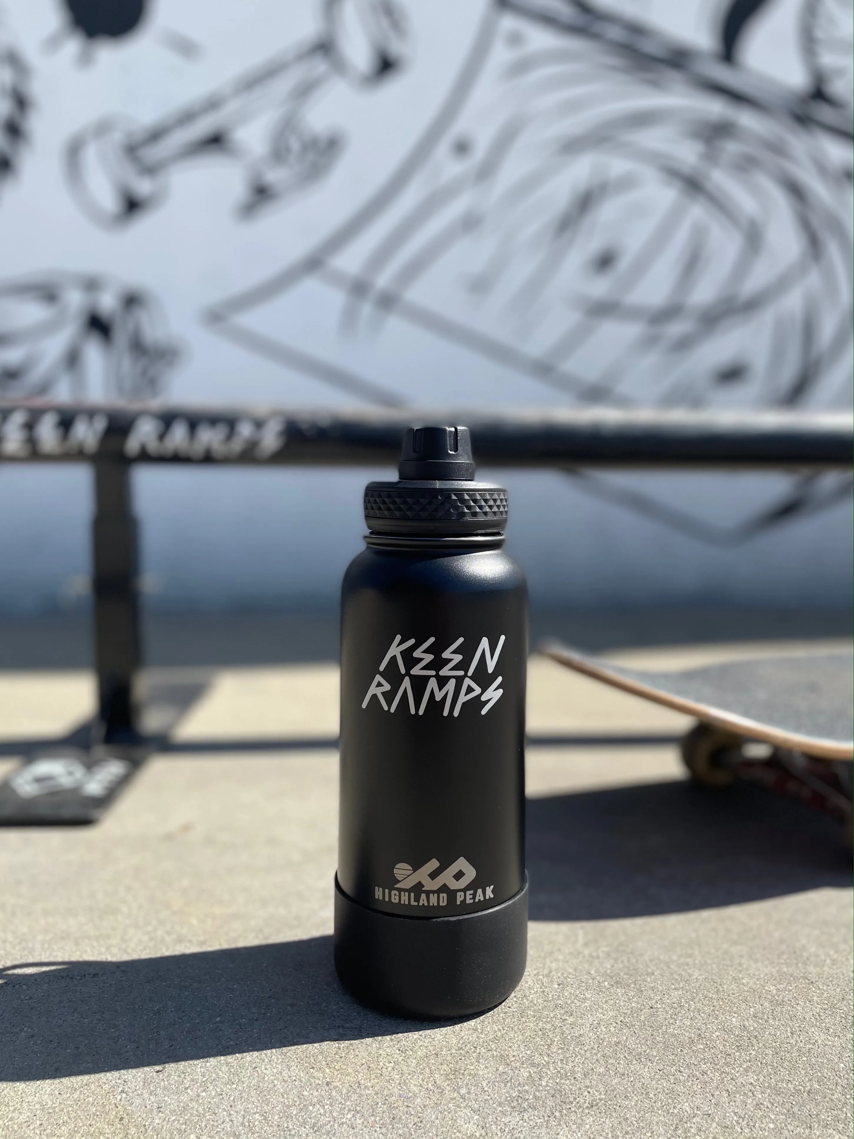 Highland Peak x Keen Ramps 32 oz Water Bottle