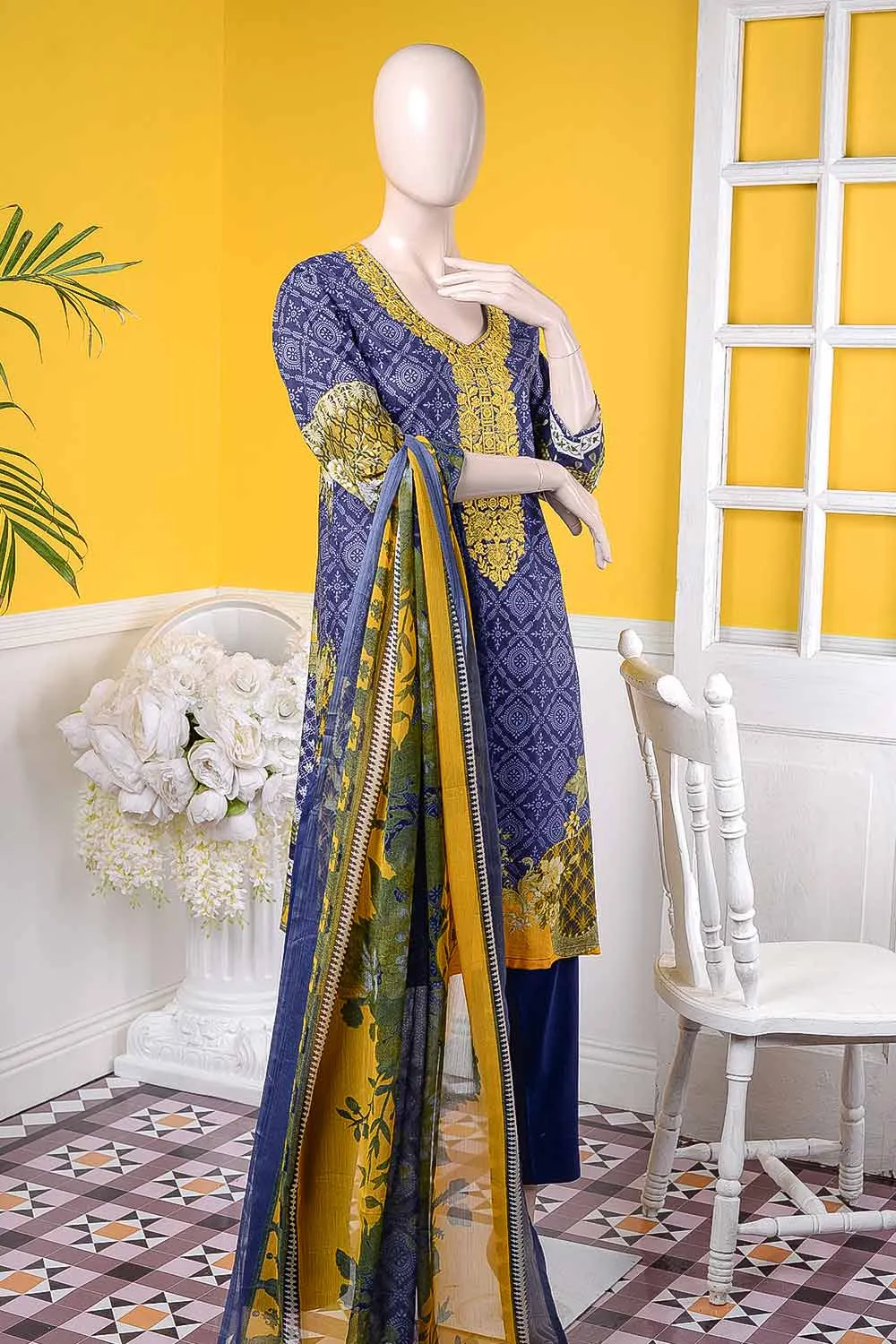 (LE-3A) Illusive Diva | Un-stitched Embroidered Lawn