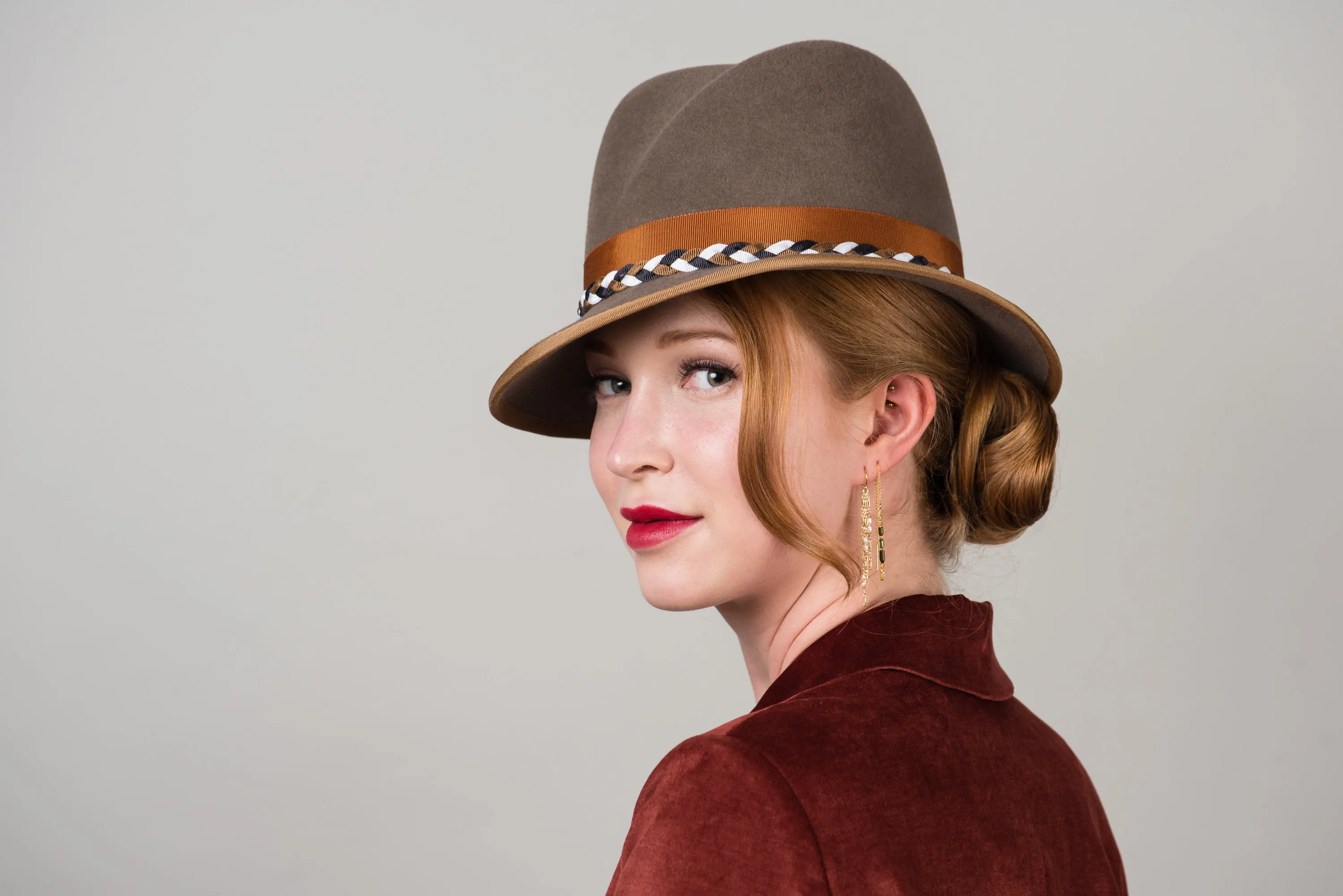 Neale ~ Mink Taupe