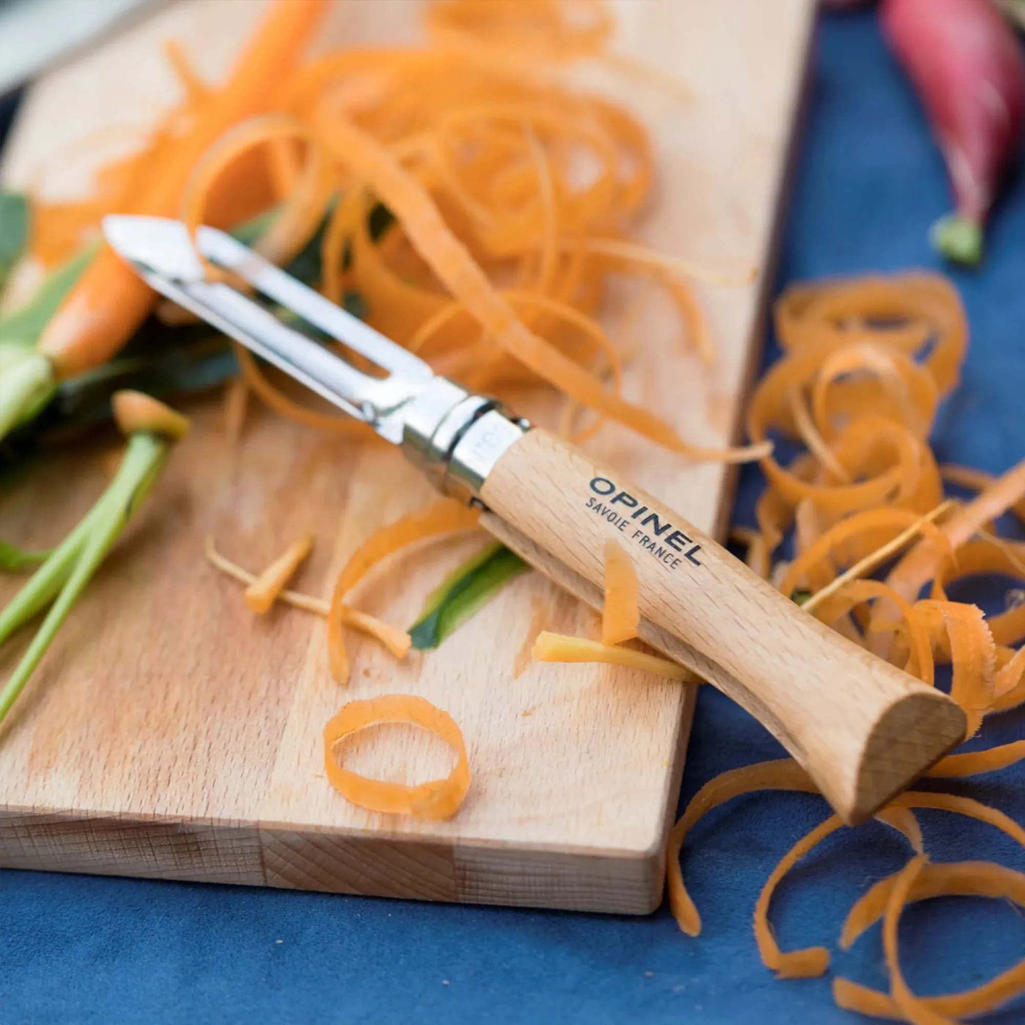 No.06 Stainless Steel Folding Peeler