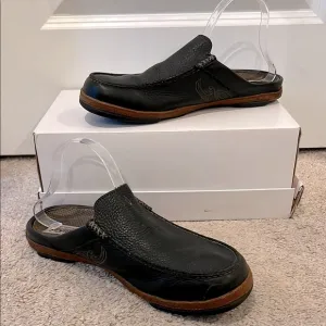 OluKai Kono Slip-On Mules