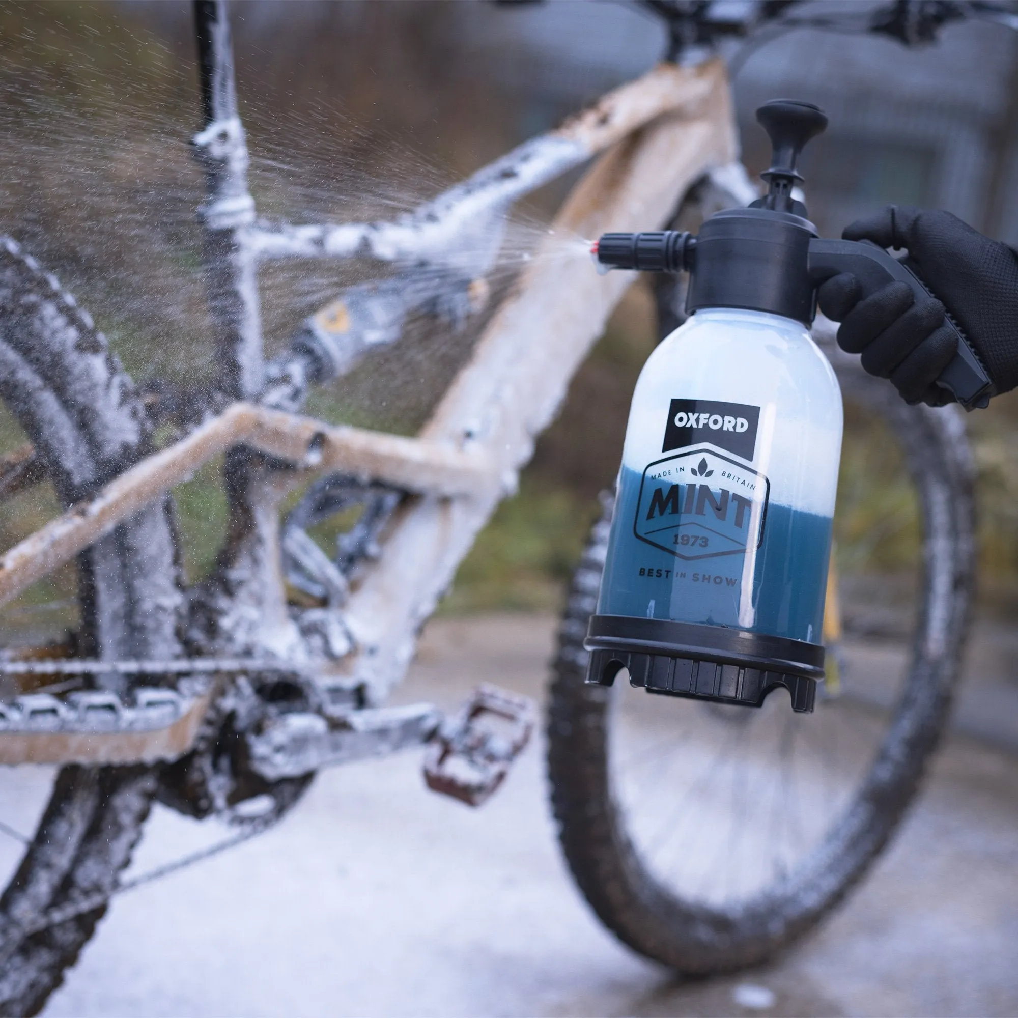 OXFORD MINT SNOW FOAM 2 LITRE BOTTLE PRESSURE SPRAY WASH CLEANING MOTORBIKE MOTORCYCLE