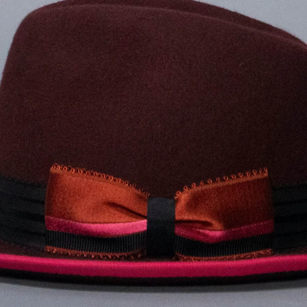 Pauline ~ Dark Sienna