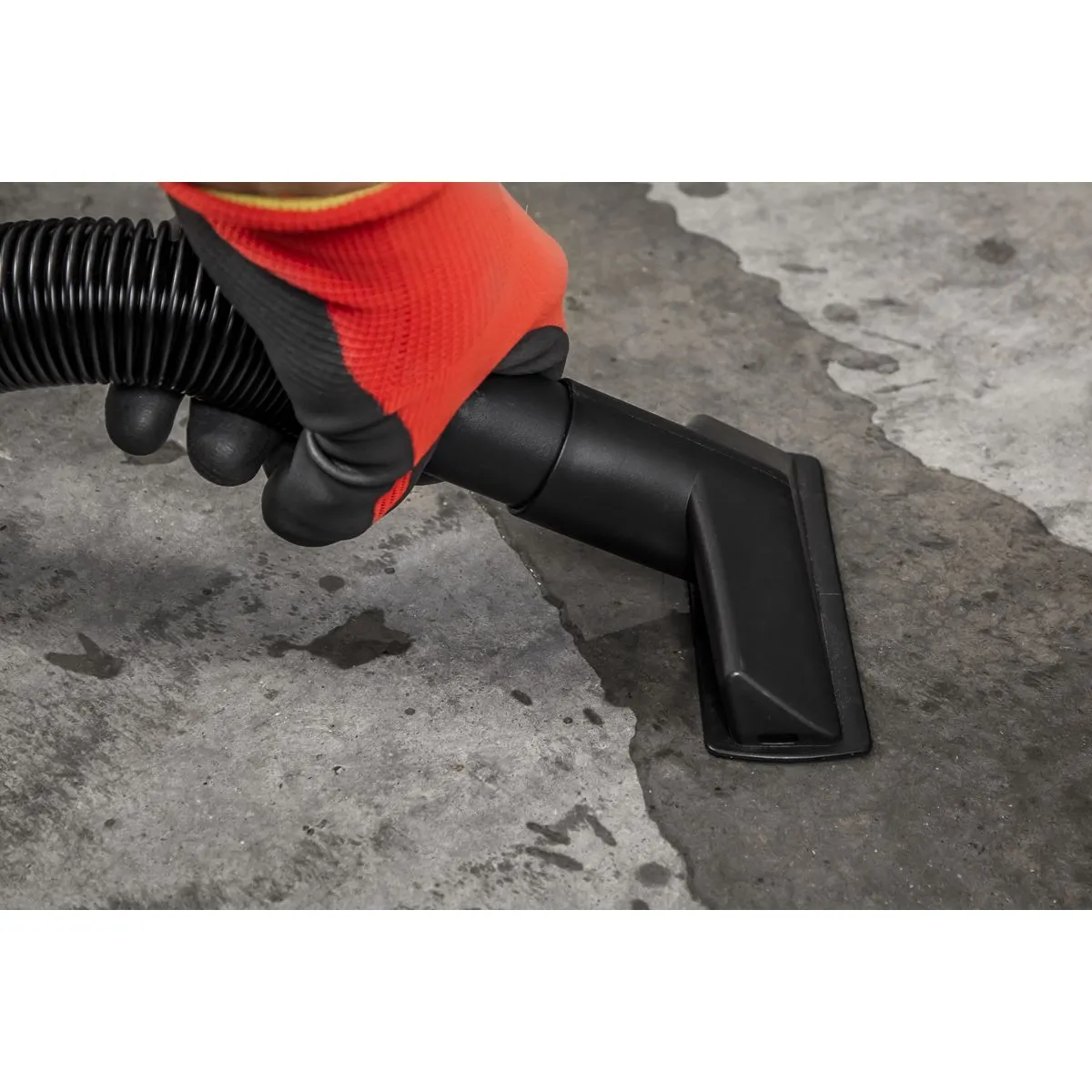 Sealey 2 x 20V SV20 Series Cordless Car Cleaning Combo Kit - 2 Batteries
