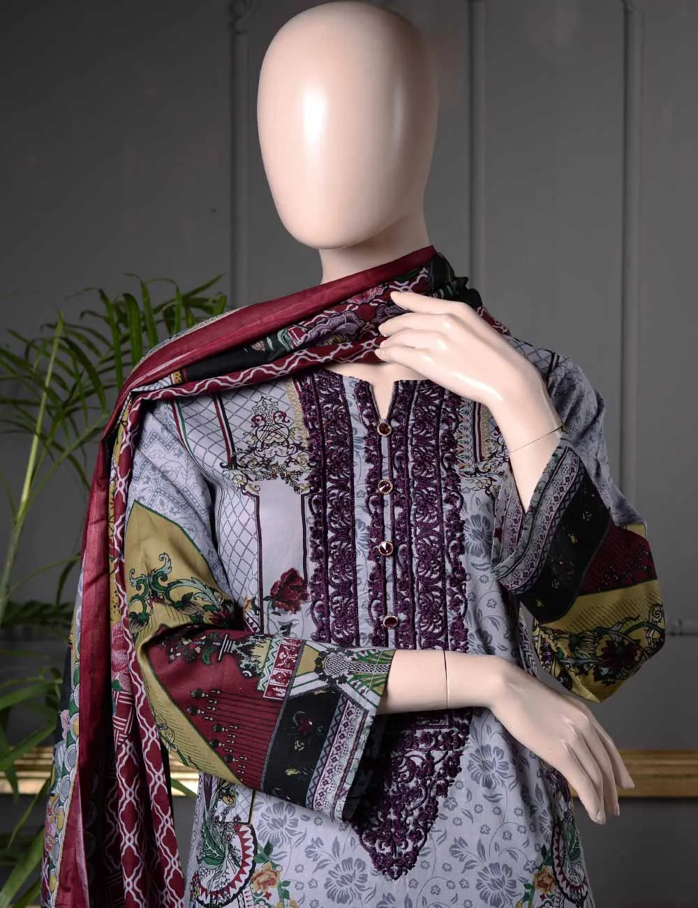 Un-stitched Embroidered Lawn (SE-5B) Clement