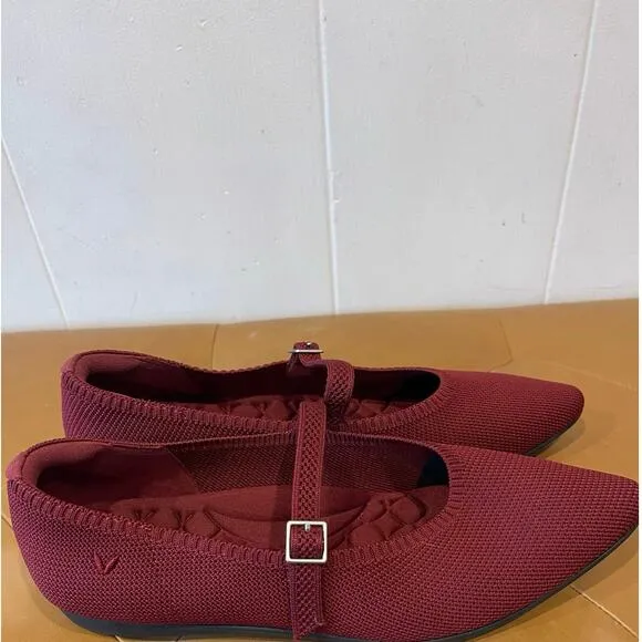 Vivaia Aria Walker Lightweight Pointed-Toe Mary-Jane Burgundy Comfort Sz 9 EU 40