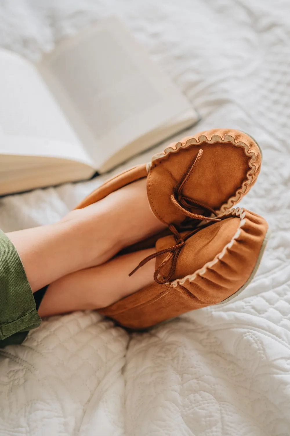 Women's Sheepskin Moccasin Slipper | AVA